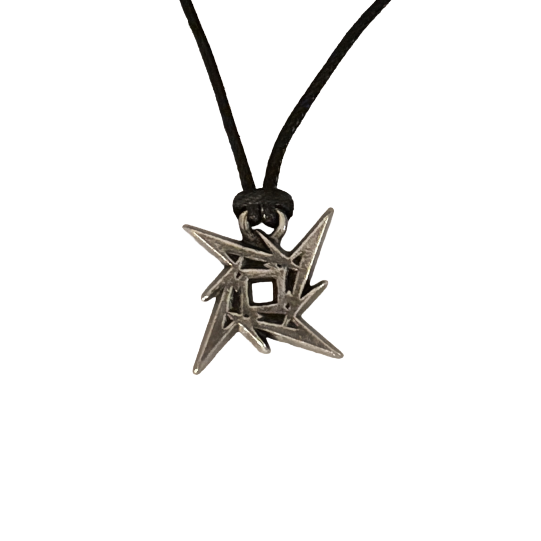 Offizielle Metallica Halskette | "Ninja Star" Zinn-Anhänger von Alchemy Rocks | Metal Schmuck 2,8 x 2,6 cm