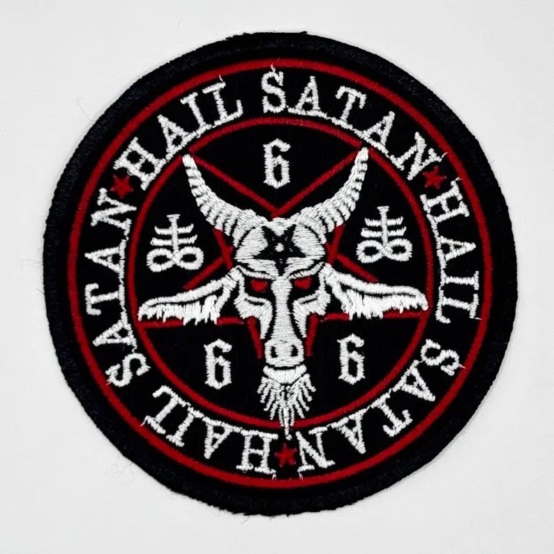 Hail Satan Patch – 9 x 9 cm – Baphomet Skull Patch – Occult Satan Goth Metal Iron-on Embroidery