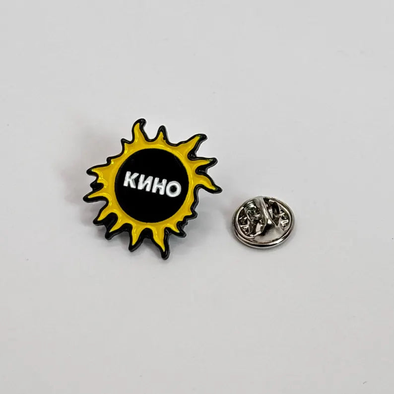 KINO Pin Badge - Viktor Tsoi Band Pin - Kino Post-punk Viktor Tsoi - 25 mm Enamel Button
