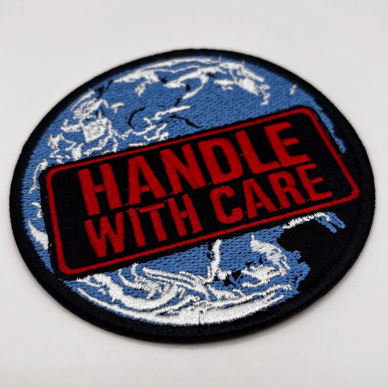 Handle With Care Aufnäher 10 cm - Erde - Save the Planet - Green Anarchism - Anprim - Anarcho Primitivismus - Ted Kaczynski
