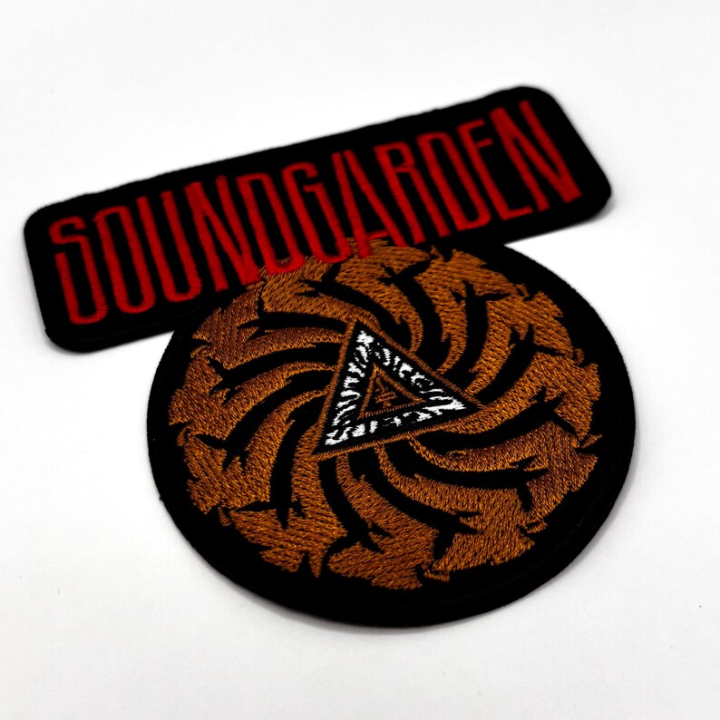 Soundgarden Aufnäher – Badmotorfinger Patch (9,5 × 9,5 cm) zum Aufbügeln