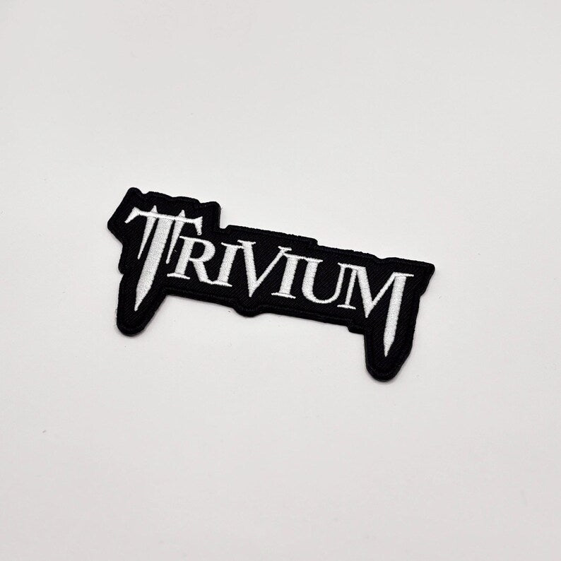 Offizieller Trivium Patch | Classic Logo Woven Aufnäher | Modern Metal / Metalcore Merch | Zum Aufbügeln 10 x 5 cm