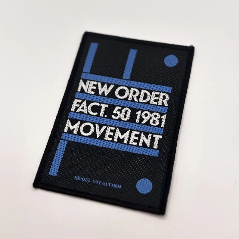 Offizieller New Order Patch | "Fact 50 / Movement" Woven Aufnäher | Post-Punk Merch | 10 x 7 cm