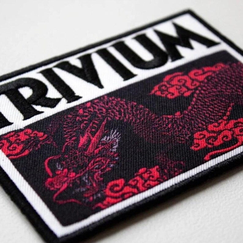 Trivium Aufnäher DEADMEN DRAGONS Patch 9,5 x 7 cm - Metalcore Band Merch Gedruckt - Kutte Jacke Bügelbild Aufbügler Drache