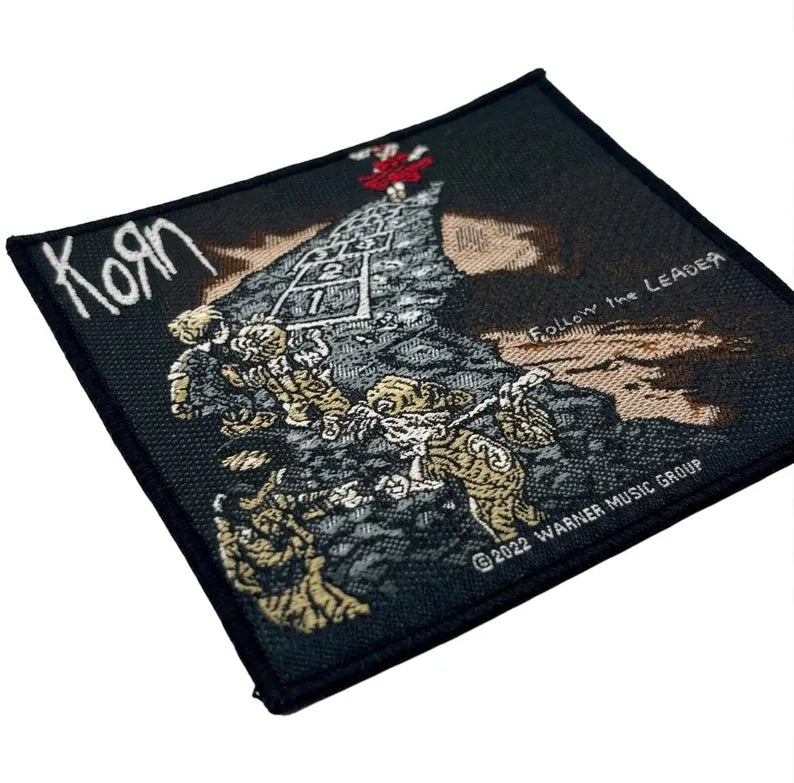Korn Aufnäher – Follow the Leader – 10 x 9,8 cm – Gewebter Patch – Nu Metal - Y2K