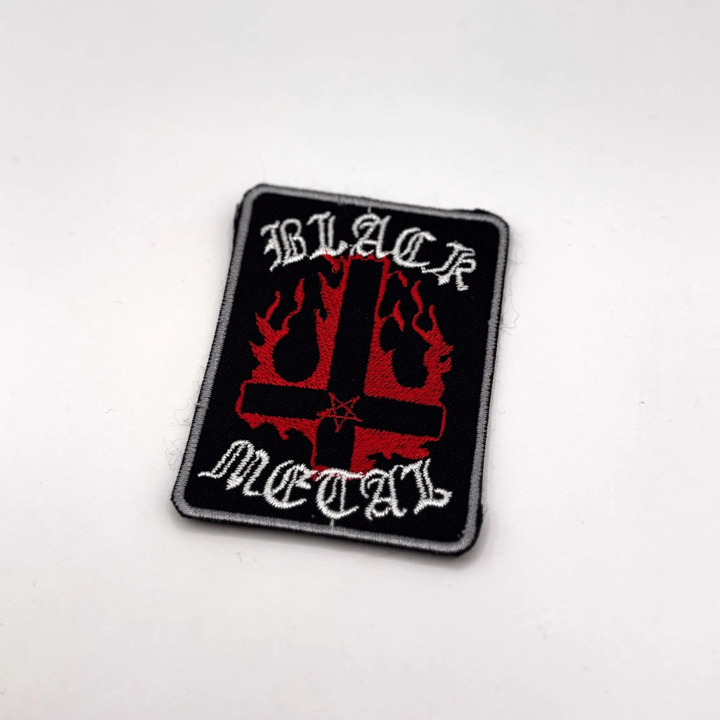 Black Metal Cross Patch 8 × 6 cm – Satanic Patch – Red Inverted Cross Embroidery